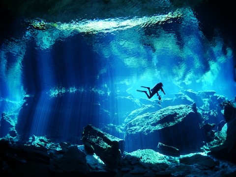 【Soup.+instagramers】rina　憧れの地、メキシコの泉「Cenote」。